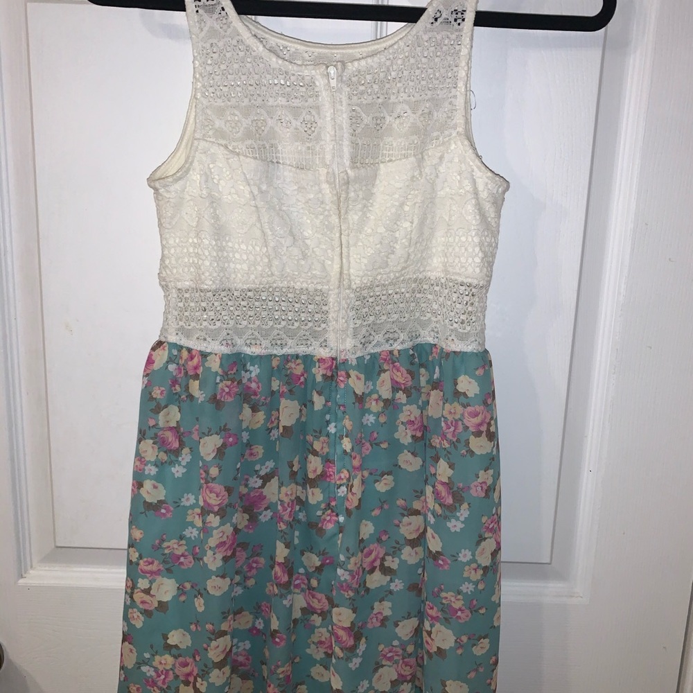 Mini dress - Picture 2 of 2